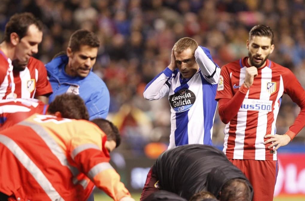 Luego de algunos segundos de angustia, muchos de los presentes se llevaron las manos a la cabeza pensando lo peor.