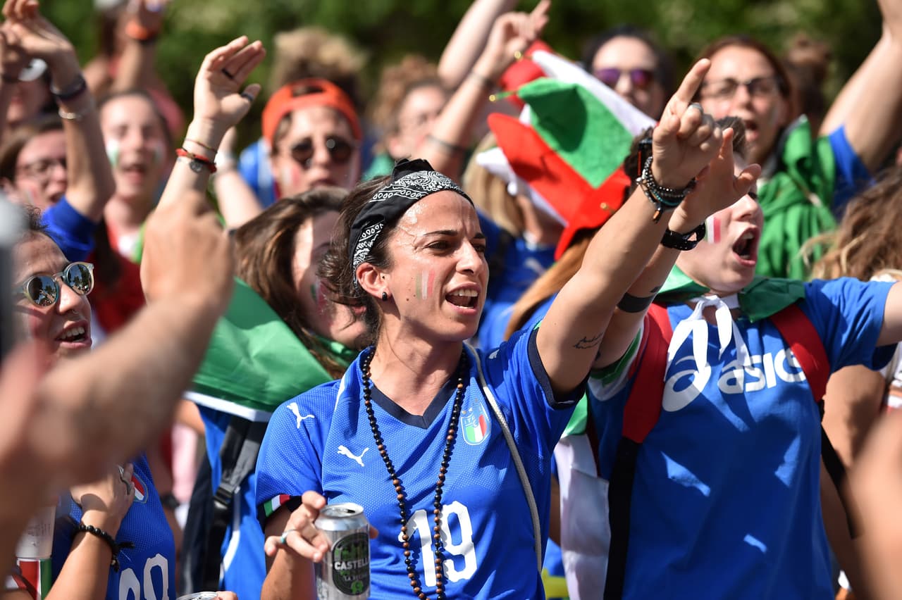 Ya estaba todo listo para el penúltimo duelo de esta fase en Francia.