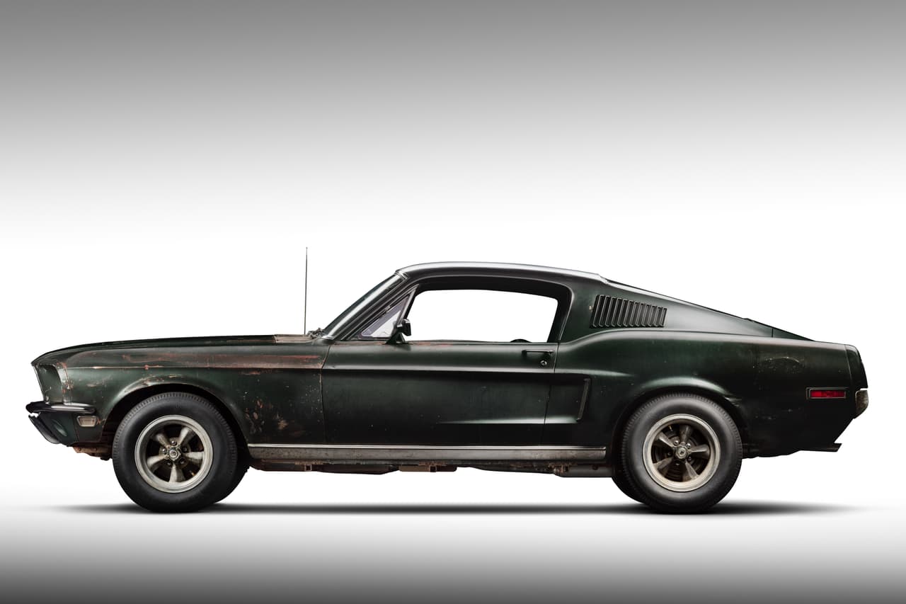El Ford Mustang más famoso del primer reiseño fue el Mustang GT utilizado el la filmación de la película 
<b><a href="https://www.univision.com/noticias/ford/conoce-los-antepasados-del-ford-mustang-bullitt-2019-fotos" target="_blank">Bulllit de 1968</a></b>. El modelo original fue encontrado en manos de una familia de Nueva Jersey.