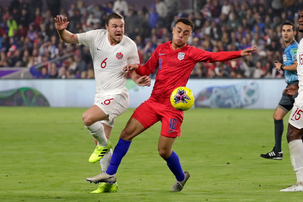 Con doblete de Zardes sumado a las anotaciones de Morris y Long, la Selección de Estados Unidos goleó 4-1 a Canadá en un intenso partido.