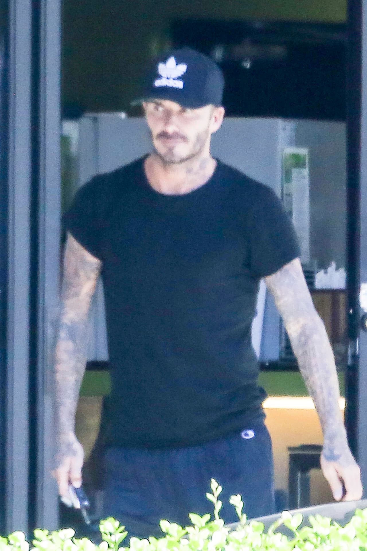 Y la verdad es que sería imposible no pedirle una foto, porque este hombre es todo un galán.