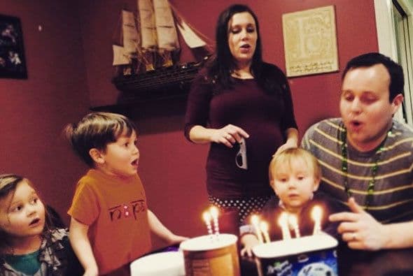 Se reveló que los señores Duggar llevaron a su hijo Josh en 2006 a testificar en Springdale, Arkansas, contra acusaciones de abuso sexual de varias menores.