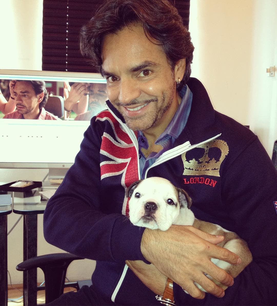 Ama tanto a estos animalitos, que en una ocasión arriesgó su vida para protegerlos.