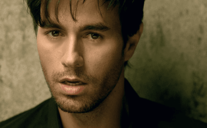 Video musical del tema "Heart Attack". Disco titulado "Sex and Love" (2014)