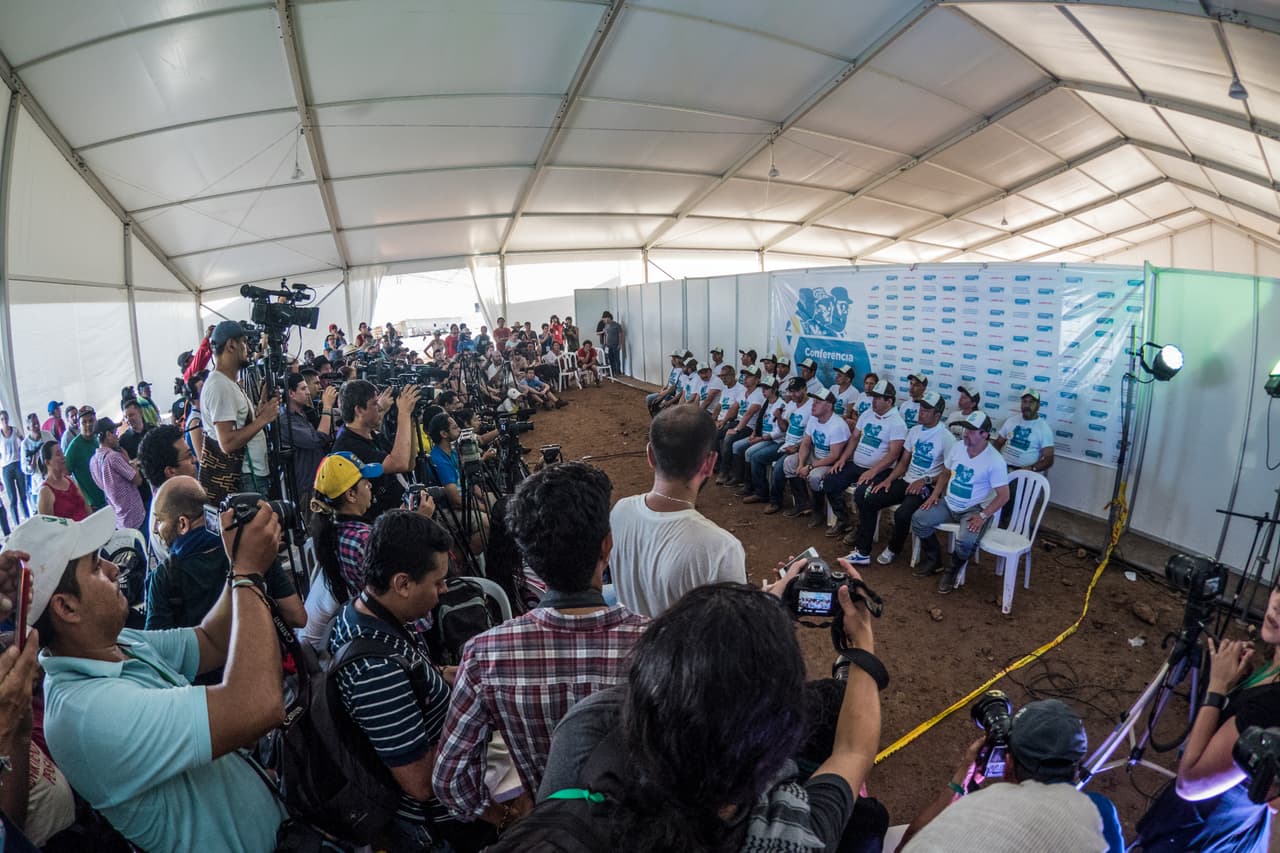 En septiembre de 2016, el secretariado invitó a Bernal a participar en su última conferencia, donde se discutiría la formación del partido de las Farc una vez que los acuerdos de paz entraran en vigor.