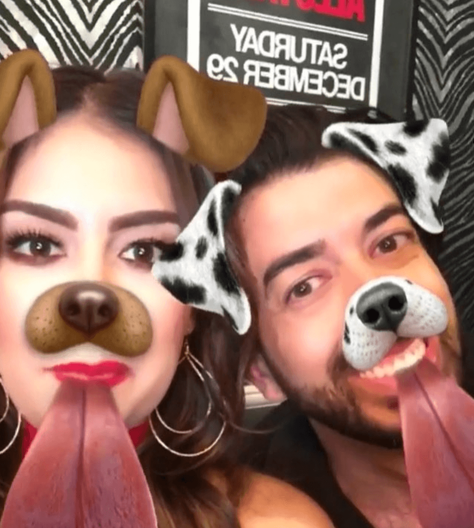 Y es que Evelyn aprovecha cualquier momento para usar la app de Snapchat y capturar divertidos momentos.