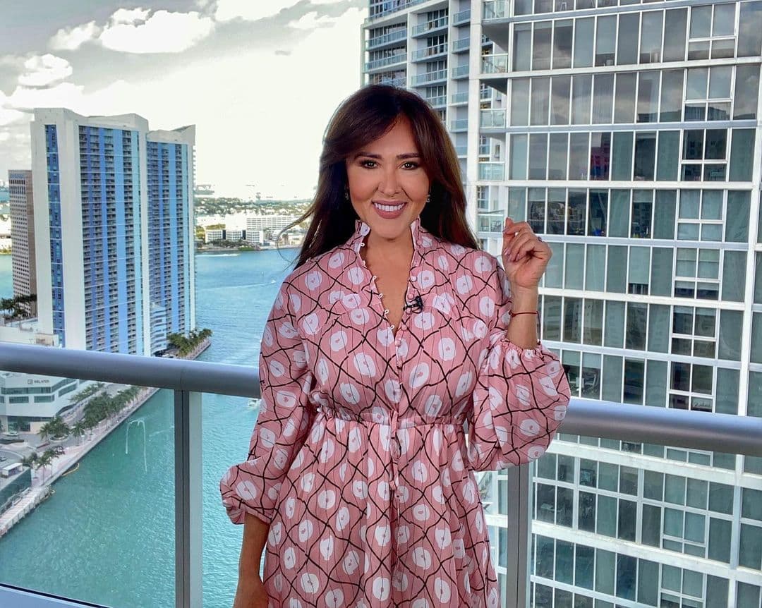 A unas semanas del inicio de la primavera, nuestras conductoras ya muestran sus mejores outfits.