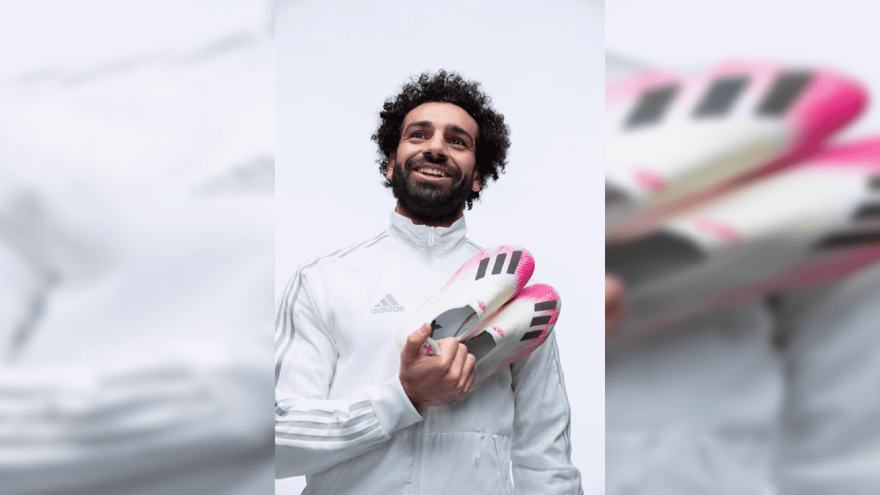 Una de las estrellas del Liverpool, Mohamed Salah, firmó contrato con Adidas por la cantidad de 2.7 millones de euros al año.