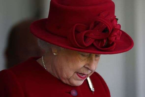 Con una actitud estoica ante los momentos más difíciles, Isabel II fue testigo de crisis económicas, cambios demográficos, pérdida de colonias y guerras. En visita por Braemar, Escocia.