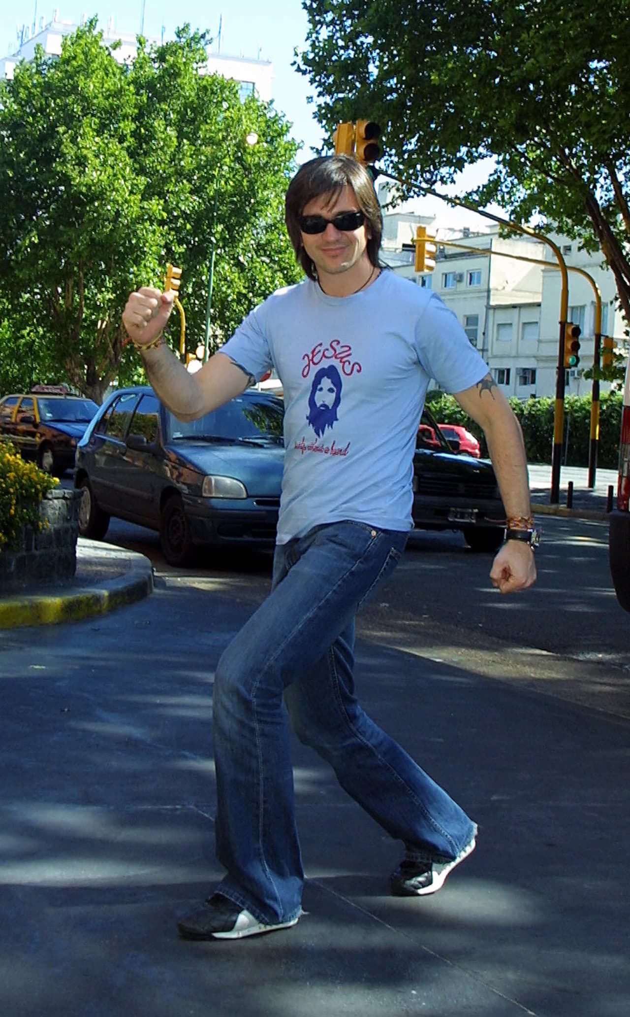 “Hace 25 años, 
<b>en México, me pegué una borrachera</b> con mariachis y fue la última vez que tomé tequila. Terminé tirado en el orinal y cuatro días de resaca, 
<b>fue horrible</b>”, recordó.