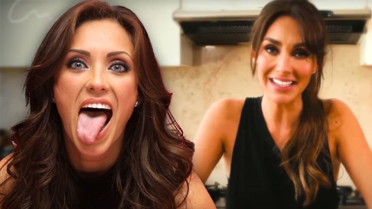 Anahí le sale al frente a los burlones de sus enfrijoladas