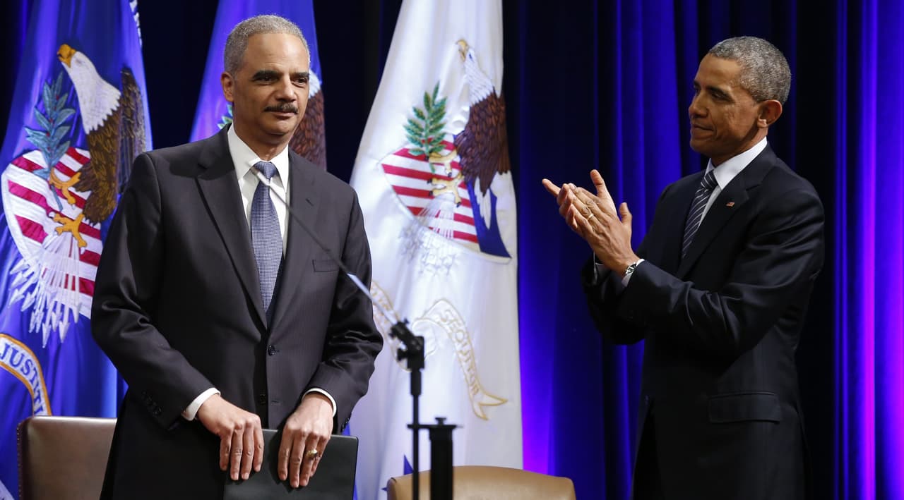 California ficha a Eric Holder, ex fiscal general de EEUU, para 'defenderse' de Donald Trump
