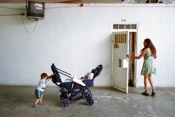 Además de los sicólogos de la fiscalía, una organización de tanatólogos católicos atiende sin pago a menores de ocho años. Jorge es uno de ellos.