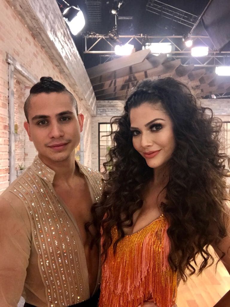 Ellos estaban listos para salir con toda la energía al escenario.