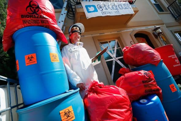 Diversos calificativos como 'estúpido insensible, imbécil sin tacto', por decir los menos ofensivos, se han publicado por cientos en Facebook y Twitter