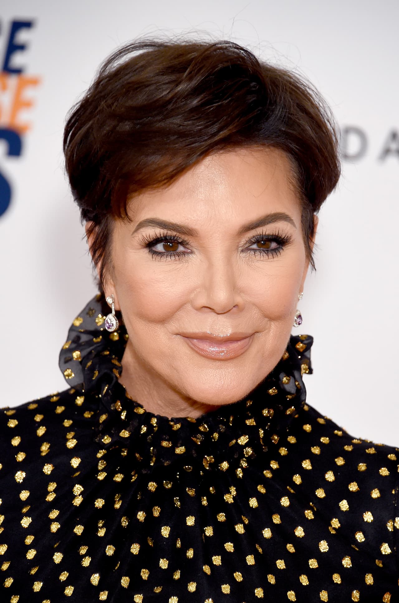 Jenner "rechaza categóricamente estas nuevas afirmaciones infundadas", se lee en un comunicado publicado por su equipo de abogados.