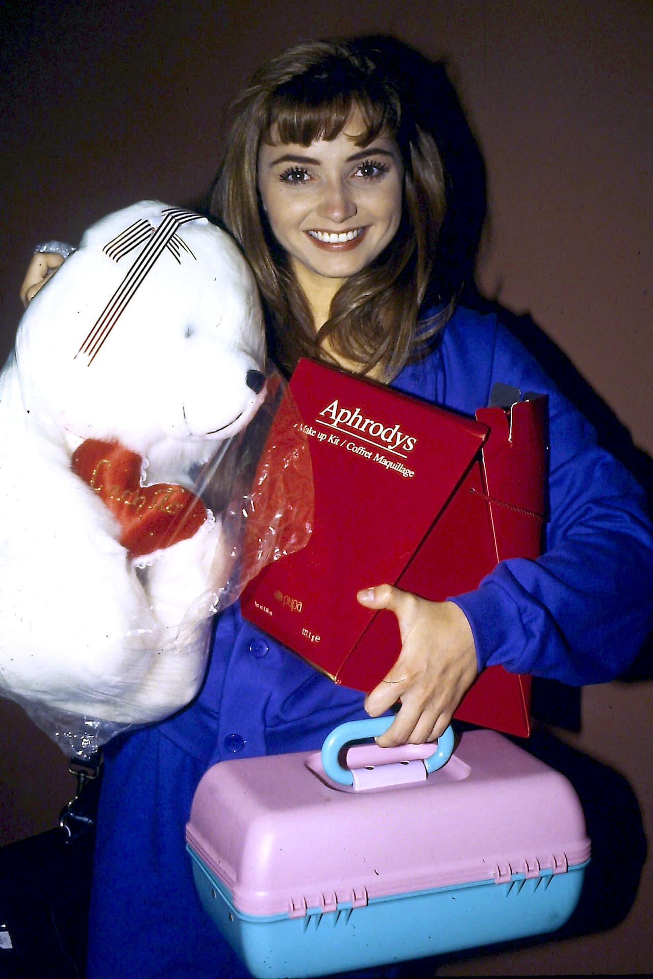 Era muy joven y así se presentaba a sus sesiones de maquillaje.