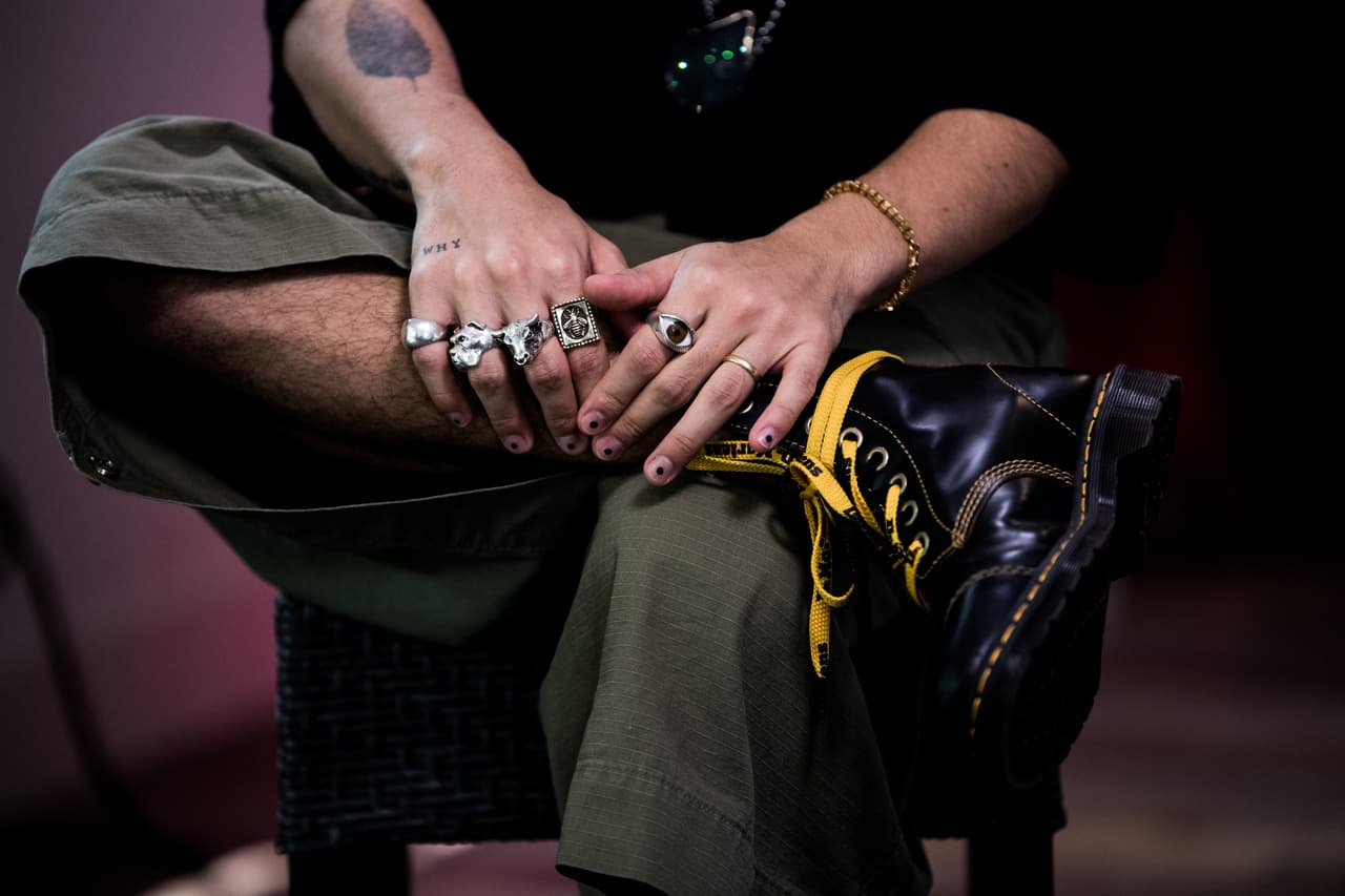 <b>Quiere que Dios sea el hilo conductor de carrera:</b>
<br>
<br>“He ido aflojando cada vez más los planes… 'De aquí a 5 años tengo que si o si estar tocando en el Madison Square Garden'… ¿Y si eso no me hace feliz? ¿Y si Dios tiene otra ruta que no es esa? ¿Y si no voy a tocar en ese sino en este? ¿Sabes qué? Yo pongo los ojos en Dios, ese es mi foco, y que él haga lo que le de la gana, que yo voy a ir ahí firme con la guitarrita.