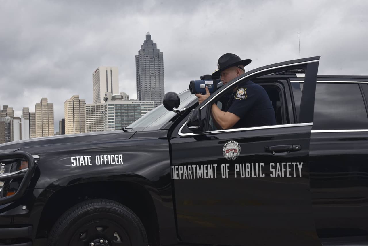 Las leyes de Georgia penalizan a conductores que cometen infracciones de varios tipos, sigue estas recomendaciones y evita terminar multado o preso.