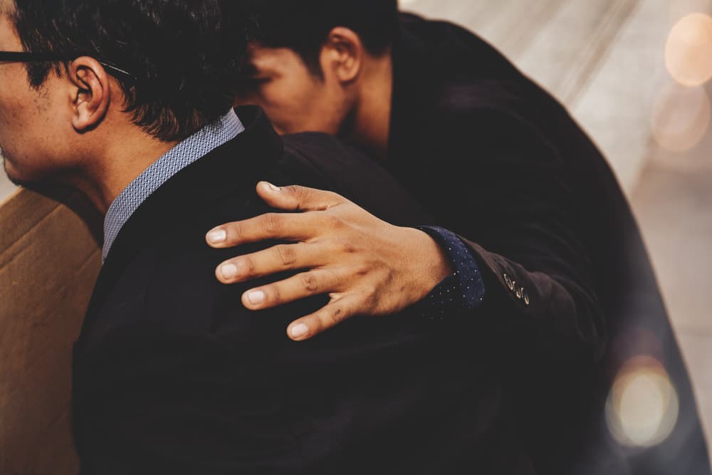 También a cuando escuches algo, pensar antes de hablar, ponerte en el lugar de la otra persona y hacer, con tu actuación, que el mundo sea mejor. Eso para ti es muy importante.