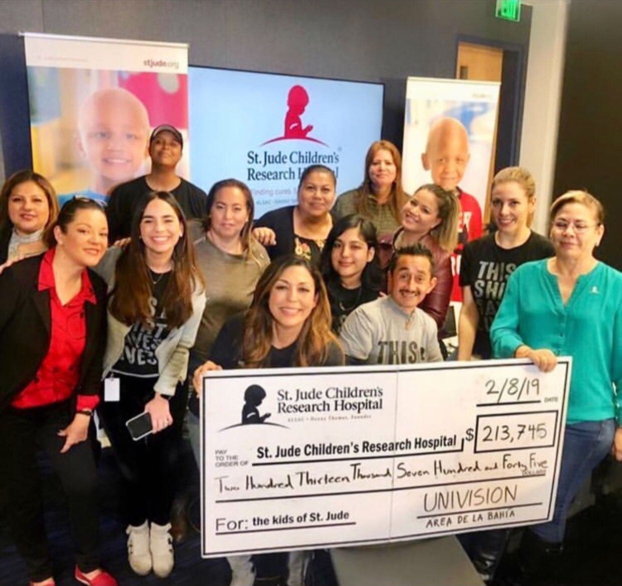 <b>Bay Area</b> celebró haber recaudado
<b>$213,745.</b>