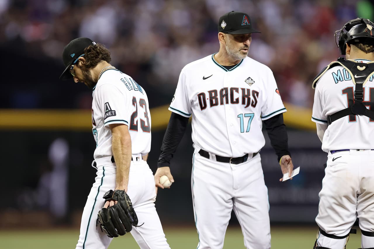 Texas Rangers se impusieron 5 carreras a cero en el quinto juego de la Serie Mundial, para conquistar su primer título de Grandes Ligas frente a los Arizona Diamondbacks.