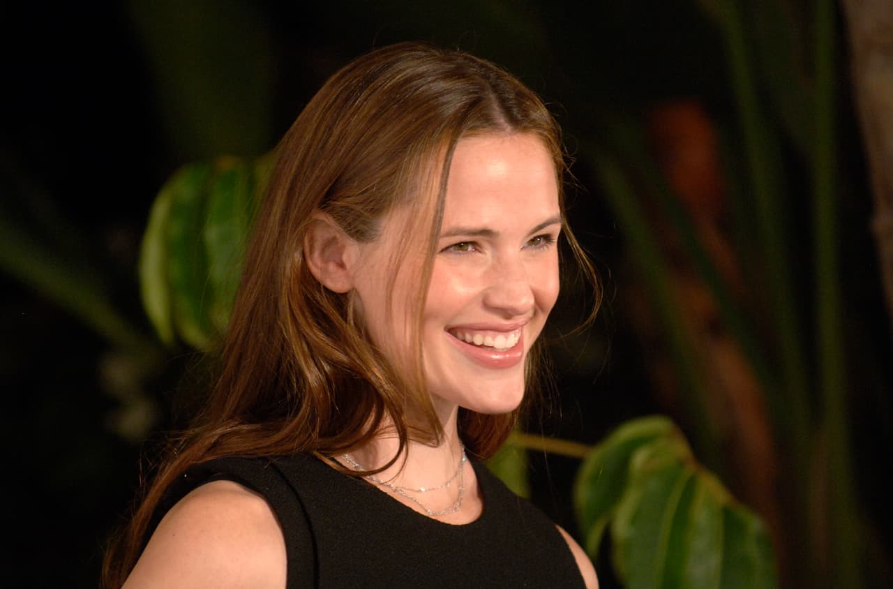 Tiempo después salió a la luz que la actriz pidió el divorcio porque Ben le era infiel.