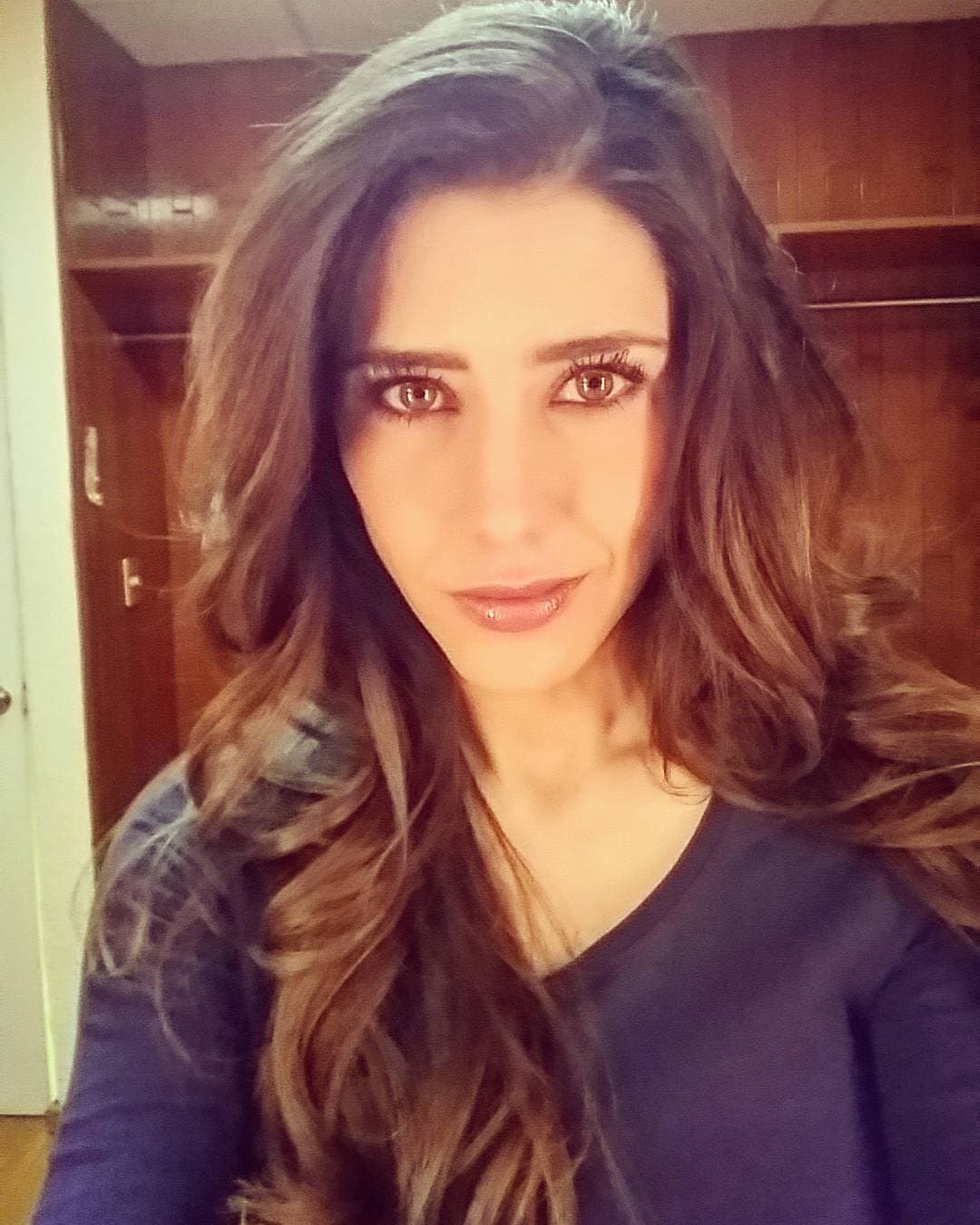 El actor se encontraba en la telenovela 'Mujer de madera' al momento de su separación con Martha Julia. Se rumoró que había tenido un romance con su compañera Michelle Ramaglia, pero él siempre lo negó.