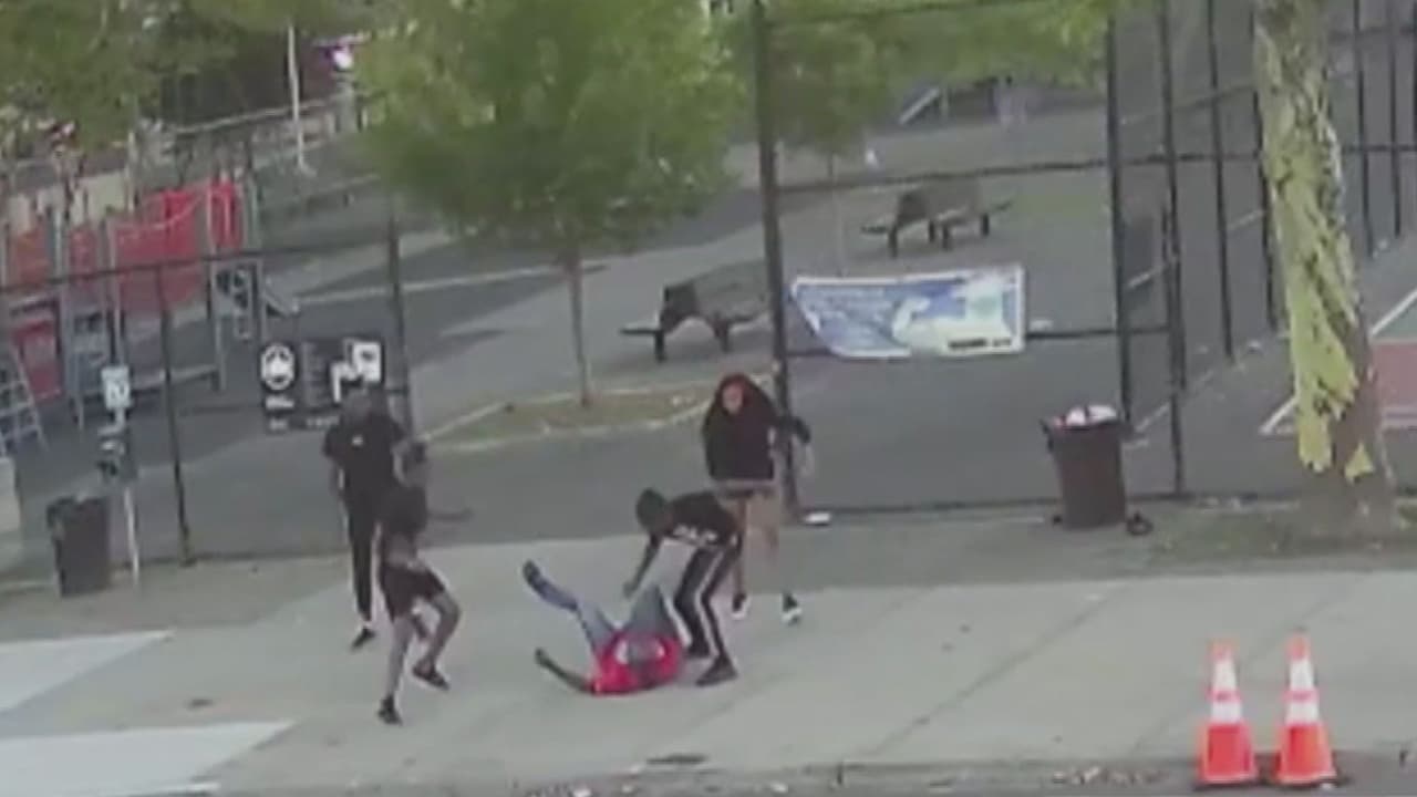 Menor de 13 años es arrestada por su relación con la muerte de taxista en Queens