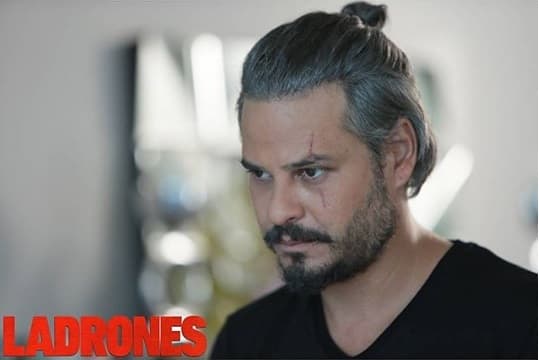 El actor dominicano Frank Perozo fue nominado por sus fanáticos en esta categoría, luego de su trabajo en la cinta ‘Ladrones’.