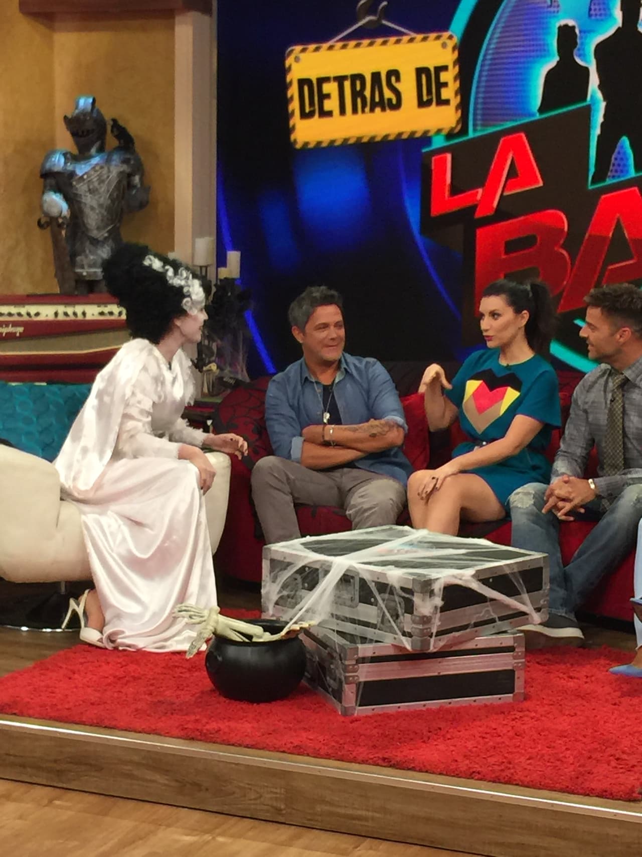 Los jueces ya están listos para los en vivo de La Banda. La competencia entra en su etapa más crucial y los chicos van con todo.