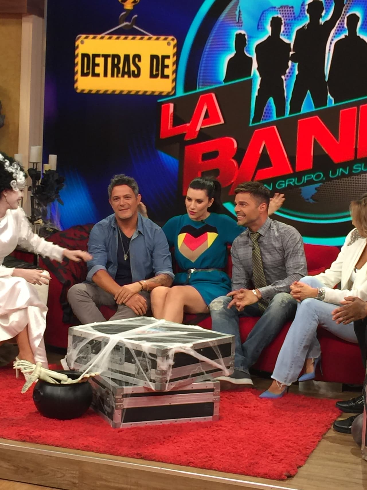 Los jueces ya están listos para los en vivo de La Banda. La competencia entra en su etapa más crucial y los chicos van con todo.