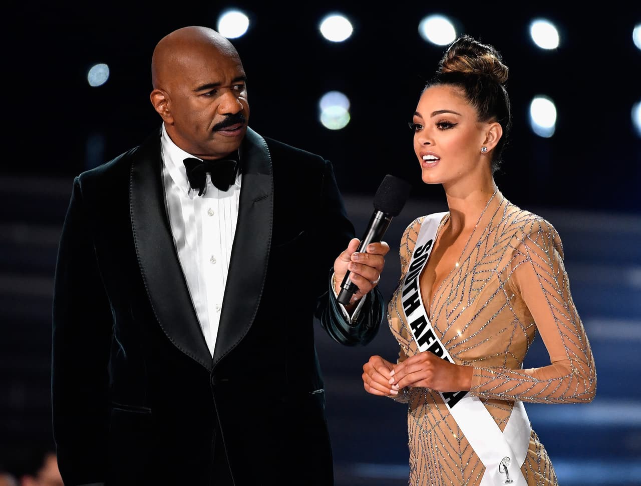 Y, si sabes inglés, responder tú misma, como lo hizo Miss Sudáfrica.