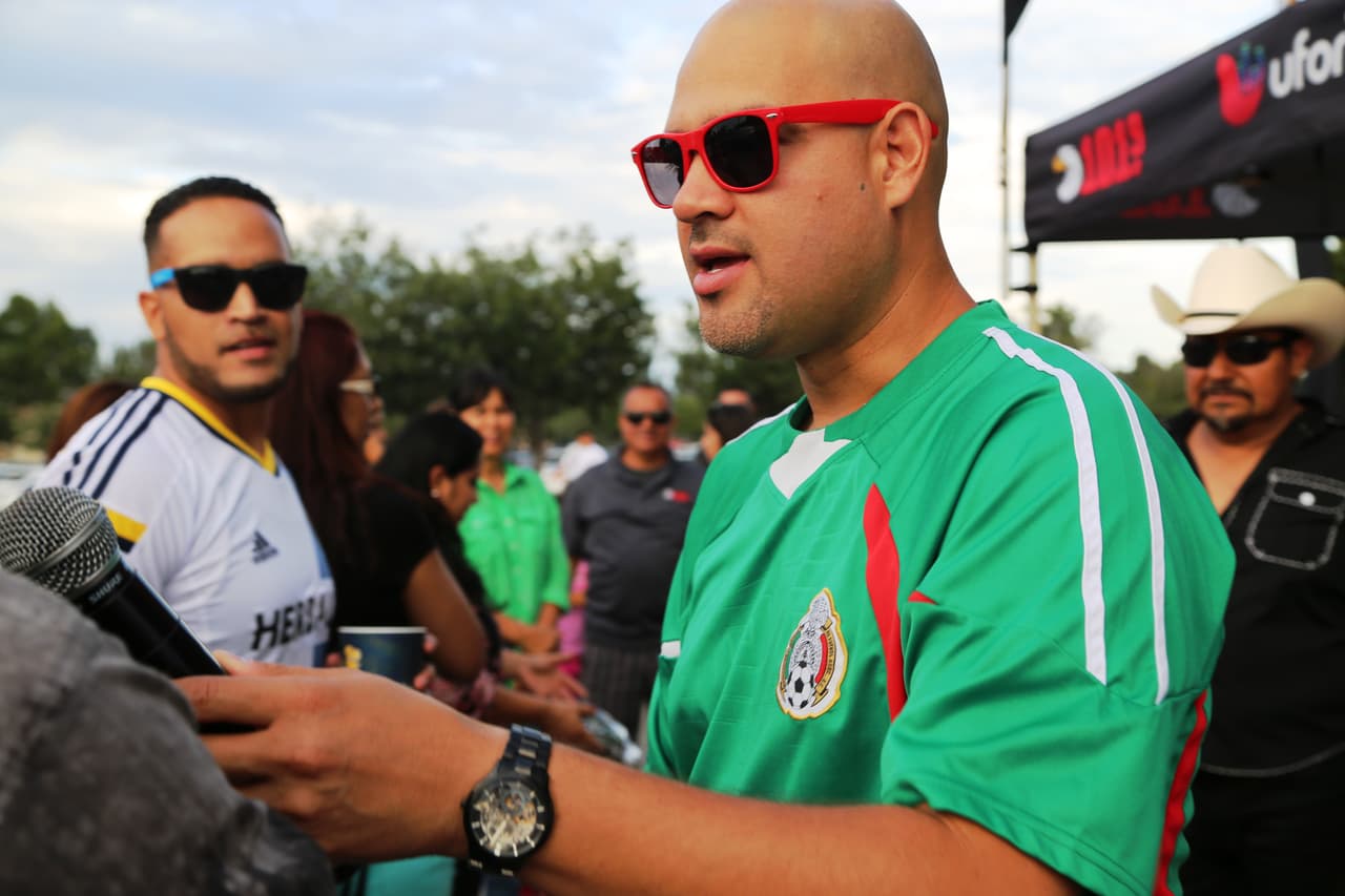 El Bueno, La Mala y El Feo regalaron un Nissan Altima nuevecito en el juego del Galaxy. Checa quien fue la afortunada y la divertida que se dieron aquí.