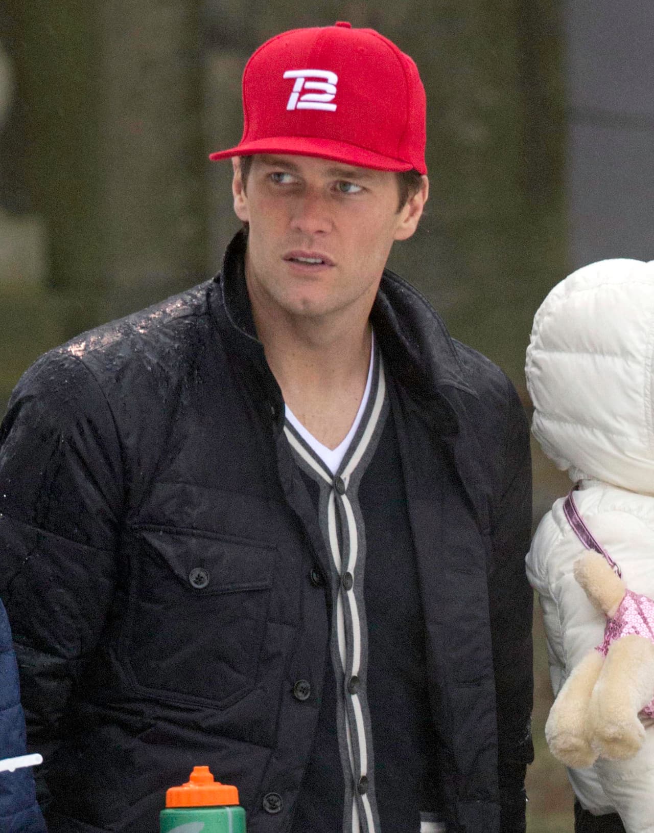 Tom analizaba cada jugada que su hijo hacía.