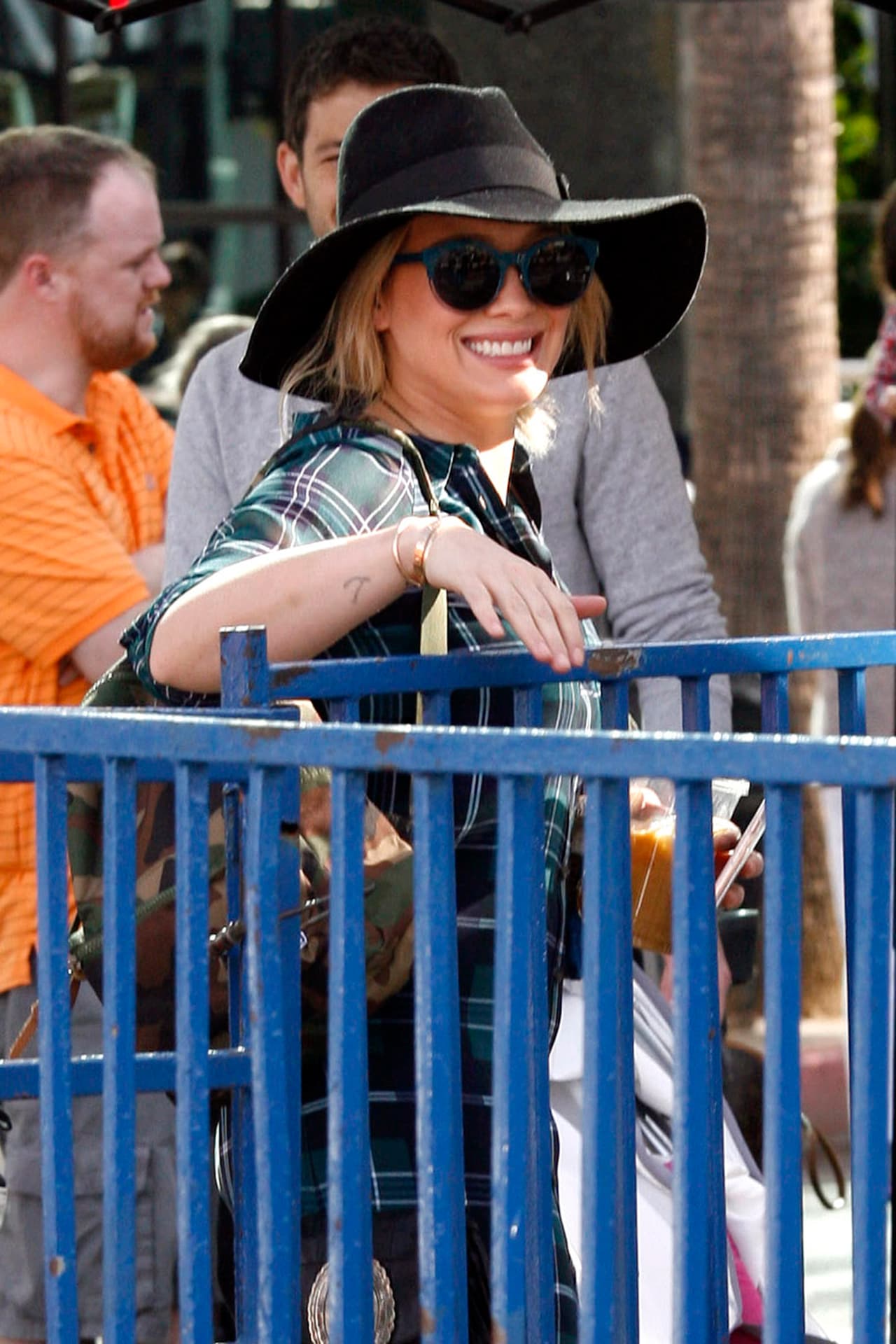 Ella nunca dejó de sonreír.