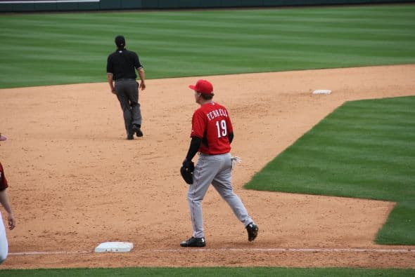 ¡El famoso comediante Will Ferrell se lució jugando con 10 equipos diferentes de la MLB  en cinco partidos del Spring Training en un solo día! Mientras los fans le hacían porras al comediante, éste les hacía bromas desde la cancha. Su hazaña fue grabada para una producción televisiva que será transmitida por HBO a finales de año.