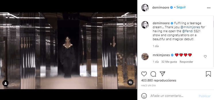 Mientras en redes sociales se cuestionaban si la protagonista de 'Ghost' se había sometido a alguna cirugía o su apariencia era producto del maquillaje, ella usó su Instagram para confesar que desfilar en una pasarela era "un sueño adolescente". Le agradeció al equipo de Fendi por haberla invitado y los felicitó por su "hermoso y mágico" debut.