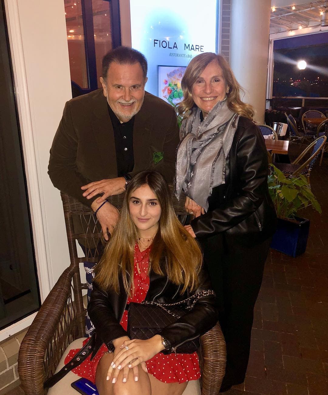 Raúl no se contuvo y contestó: "No está gorda, pesa menos de lo que tiene qué pesar, 115 libras y mide 5'5" (1.65 metros)".