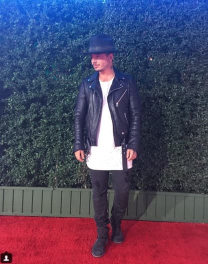 J Balvin tampoco se pudo resistir a presumir su foto en la alfombra roja. Lució súper fashion, como siempre.
