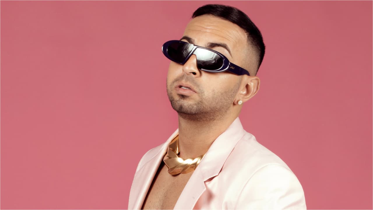 Justin Quiles, nominado a PJ por el tema ‘Por fa’, revela que casi ‘muere’ de risa al grabar ese video