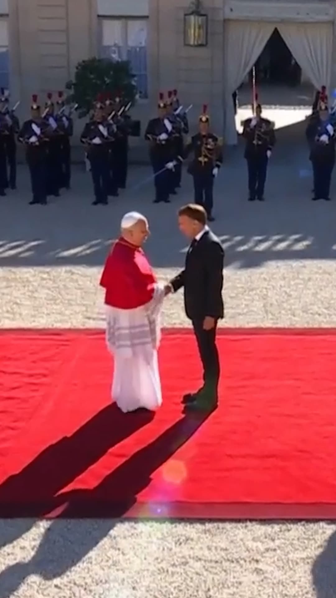 Así arranca la visita oficial del Papa León XIV a Francia