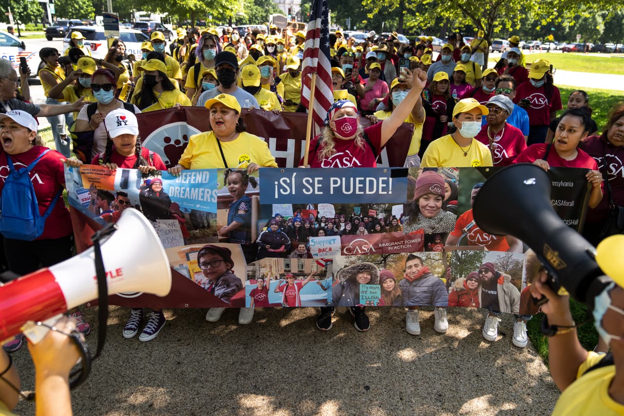 Manifestación de activistas a favor de los derechos de los inmigrantes, el pasado 15 de junio de 2022.