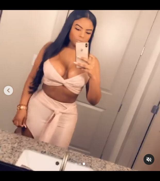 Vallecilla y su hija viven en Houston, Texas. Ella estudió finanzas y trabaja en una compañía financiera.
<br>