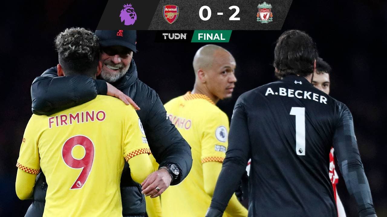 Liverpool vence al Arsenal y está a un punto del Manchester City