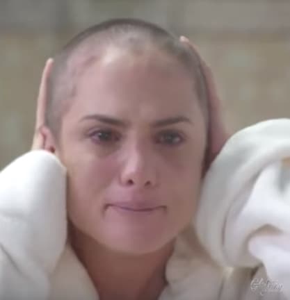 "Estuve pensando si lo iba hacer, entonces dice ¿por qué no? Hay que hacerlo (...) creo que mi personaje lo valía. Lo vale la producción, lo vale la historia", dijo la actriz a El Universal.