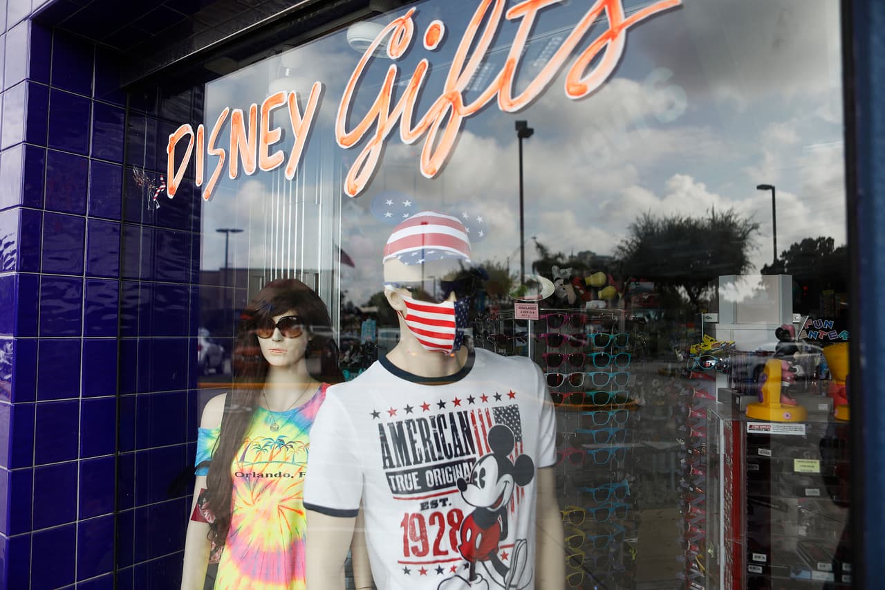 Los otros dos parques del complejo Disney World, EPCOT y Hollywood Studios, están programados para abrir el próximo miércoles 15 de julio.