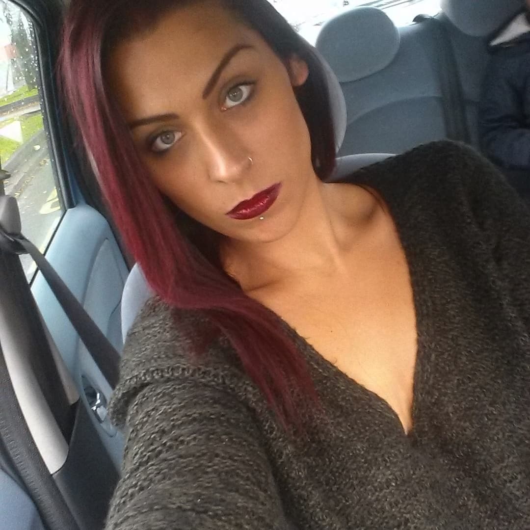 “Me encantaba comprar comida rápida todos los días y era adicta al pan crujiente con mantequilla, pero no me di cuenta de cuánto había comido hasta que fue demasiado tarde”, admitió la mujer.