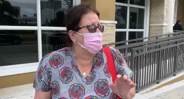 Niurka Moreno, una vecina el condominio en donde vive el sospechoso estaba sorprendida, pero aseguró que nunca lo había visto.