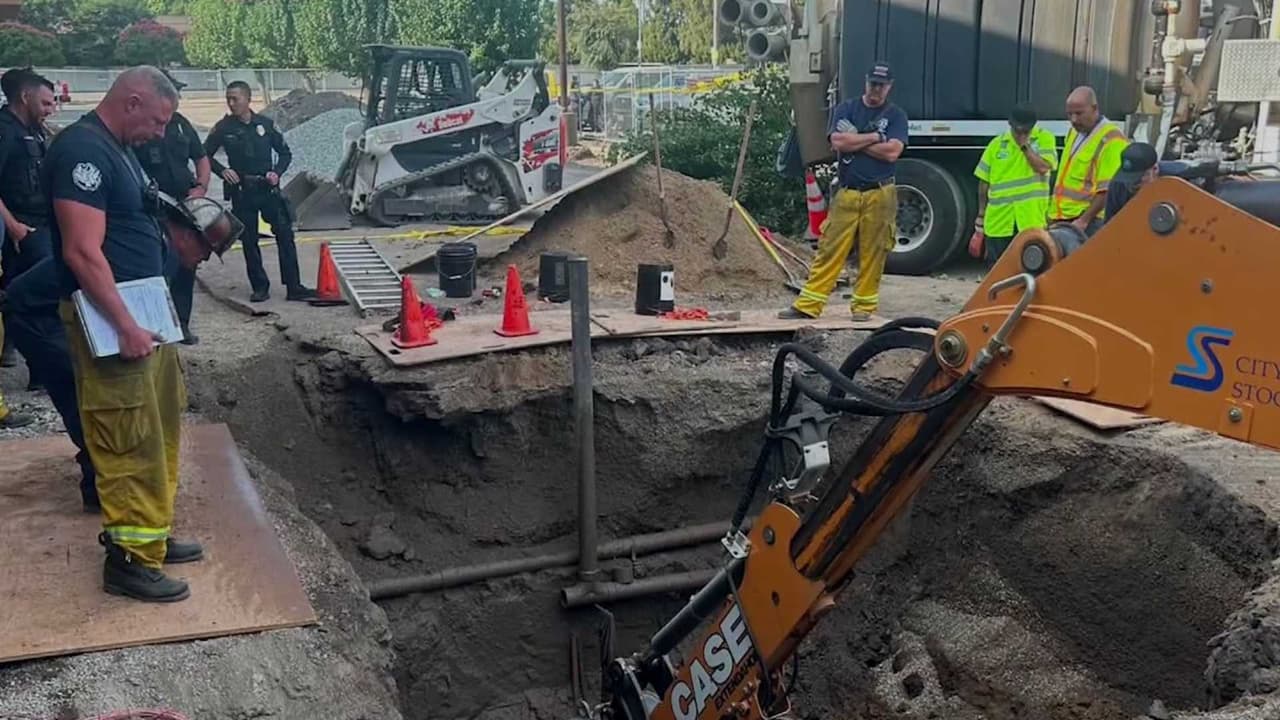Mueren dos trabajadores tras colapso de una zanja en obra de construcción en Stockton